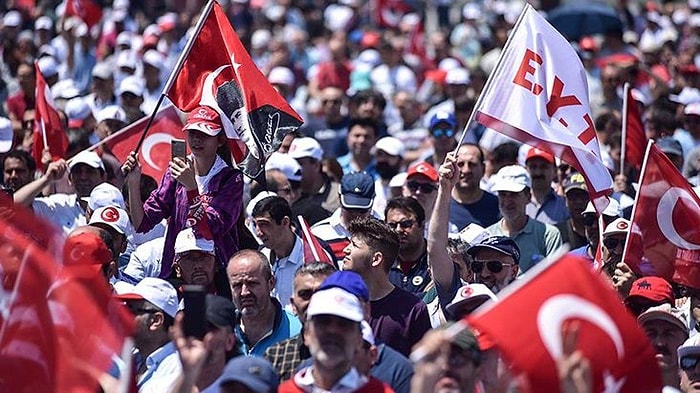 AK Parti 'EYT' ve Sözleşmeli Personeller İçin Tarih Verdi: "Aralık, Bilemedin Ocak Başı"