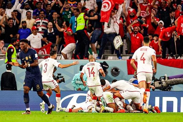 Dakikalar 58'i gösterdiğinde Tunus adına Wahbi Khazri fileleri havalandırdı. Son dakikada Fransa'nın golü iptal edildi. Tunus 1-0 maçı kazansa da Avustralya maçının sonucu sonrasında gruptan çıkamadı.
