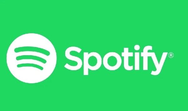 İsveç merkezli bir müzik veri akışı ve podcast servisi olan Spotify, kullanıcıları için her sene bir özet yayımlıyor. Bu özette, kullanıcıların o sene içerisinde en çok hangi şarkıları ve sanatçıları dinlediği listeleniyor.