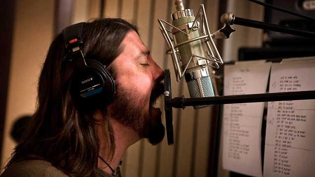 249. Foo Fighters: Back and Forth (2011)