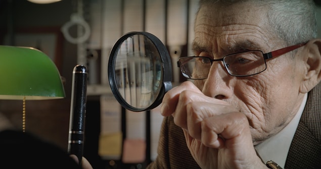 229. The Mole Agent (2020)