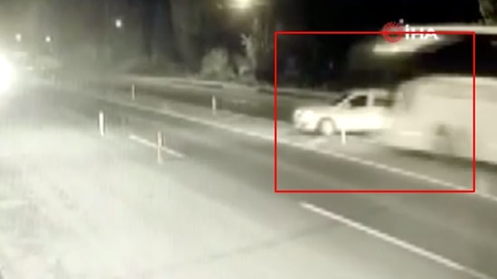 Feci Kaza: Komiser Yardımcısı Hayatını Kaybetti, Oğlu Yaralandı