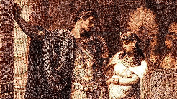 Cleopatra,  Tarsus'a geldikten sonra Antony ona aşık oldu ve onunla birlikte Mısır'a gitti.