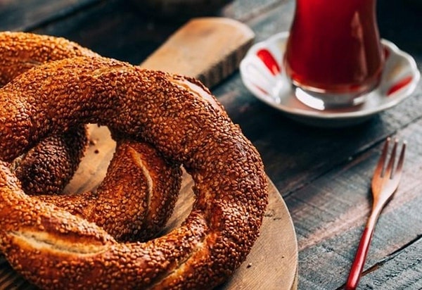 6. Rüyada Simit Yemek Ne Anlama Gelir?