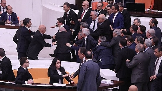 İYİ Partili Örs'e Yumruk Atan AK Partili Işık'a Ceza