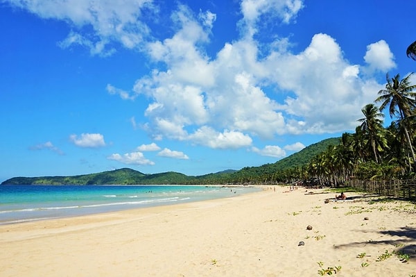 1. Nacpan Beach, El Nido