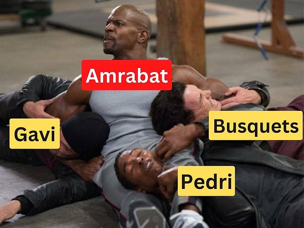 9. Amrabat tek başına İspanya orta sahasını kontrol ediyor😂