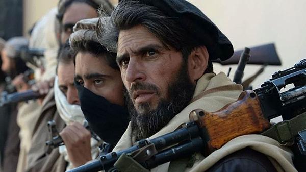 Taliban, idam cezasının halka açık bir şekilde infaz edildiğini duyurdu.