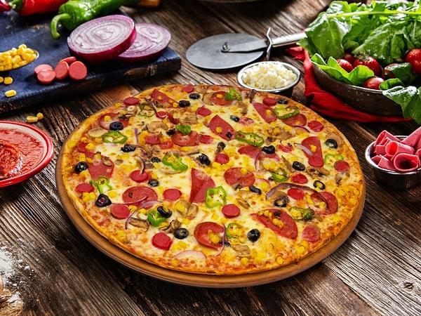 7. Büyük boy karışık pizzanın fiyatı ne olabilir ki?