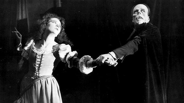 38. The Phantom of the Opera (1925)