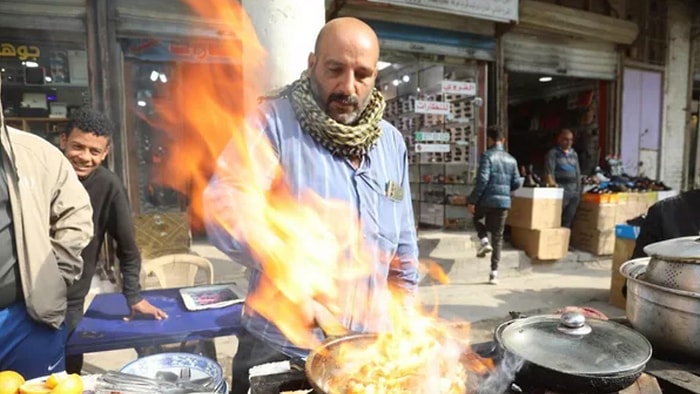 Müşterilerinin Doğum Gününü Bilen Efsunlu Menemenci!