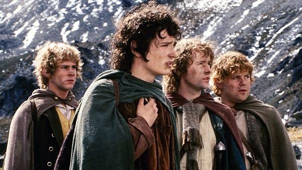 Frodo Baggins, Sam Gamgee, Pippin Took, ve Merry Brandybuck oynadıkları tüm karakterle akıllara kazınmışlardır.