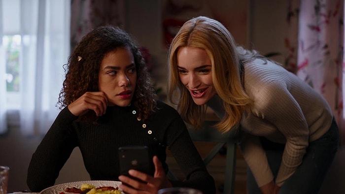 The Comedy Drama Series ‘Ginny & Georgia’ Returns for a Second Season on Netflix: Here’s the Trailer