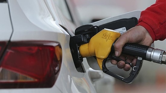 Benzine Yine Zam Geliyor