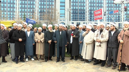 Tarikatçılar İstismar Davasındaki Gözaltılar Sonrası Adliye Önünde Toplandı