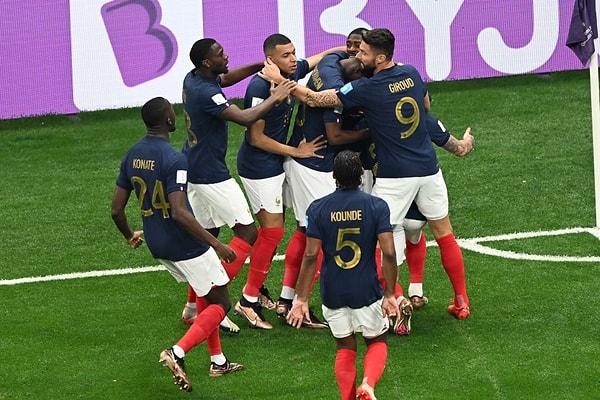 Dünya Kupası yarı finalinde Fas karşısında Fransa 2-0 kazanarak finale adını yazdırdı.