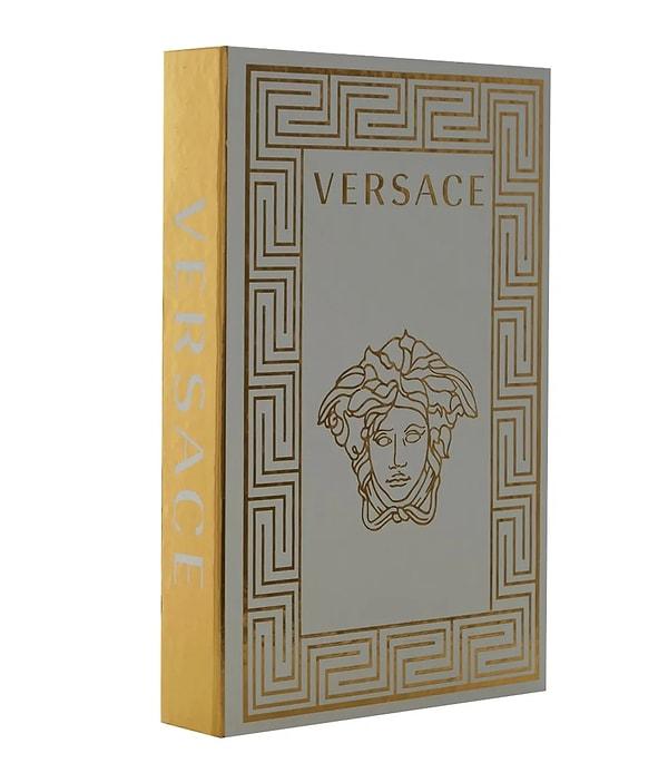 11. Altın varak sevenlere de Versace!