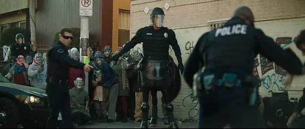 7. Bright (2017) filminde yarı at yarı insan olan bir polis var!