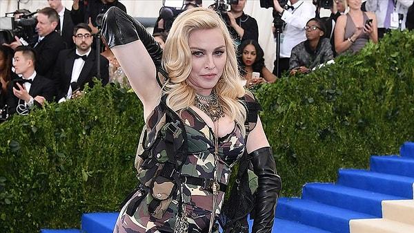 O isimlerden biri de pop müziğin kraliçesi Madonna oldu.