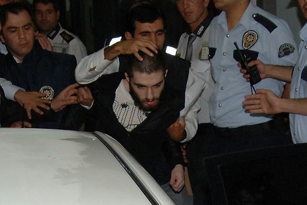 Cem Garipo�lu�nun Mezar� A��lacak m�?