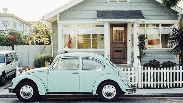 Ev ve araba yatırımının kendi içinde farklı avantajları var.