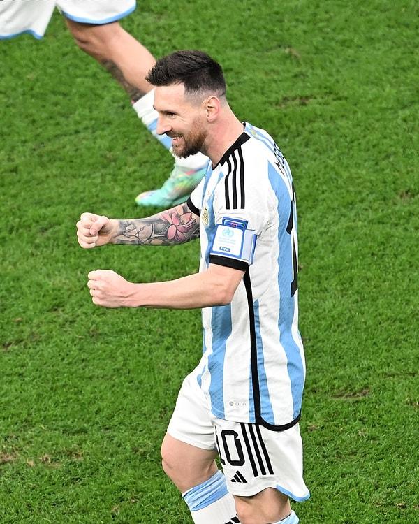 Uzatmaların 108. dakikasında Messi yine sahneye çıktı ve durumu 3-2'ye golü Fransa kalesine yolladı.