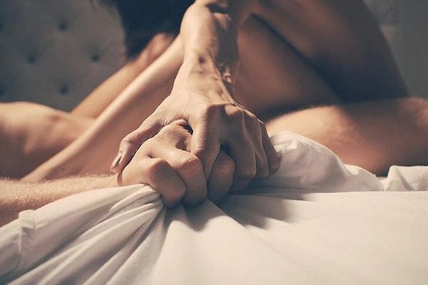 1. İlişki ilerledikçe daha az cinsel ilişkiye girmek normaldir.