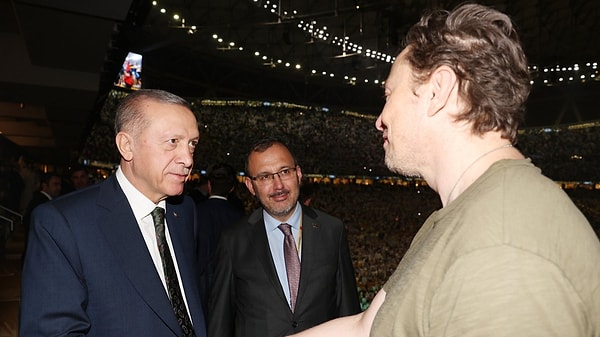 Erdoğan, Dünya Kupası finali için gittiği Katar'da Elon Musk ile bir araya geldi.