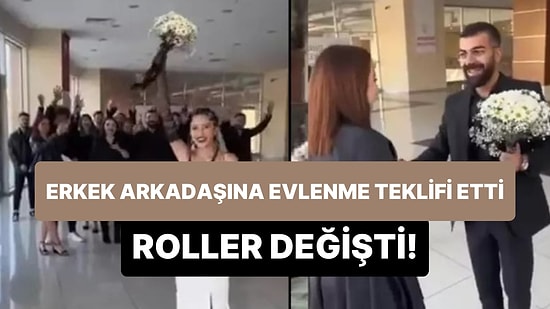 Erkek Arkadaşına Yüzük Uzatarak Evlenme Teklifi Yapan Kadın