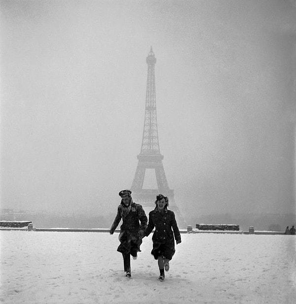 3. Paris - 1944: