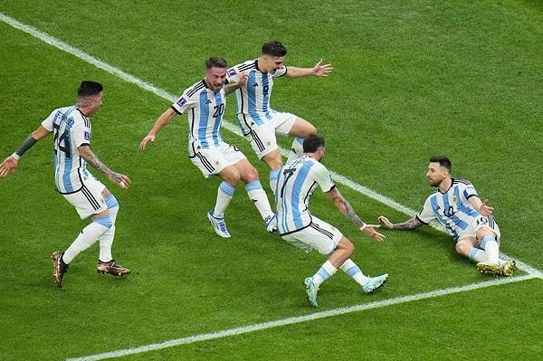 İşte Arjantinlilerin bu şampiyonluğa inanmasına sebep olan işaretler 👇🏻