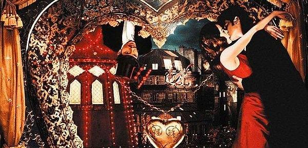 4. Moulin Rouge (2001)