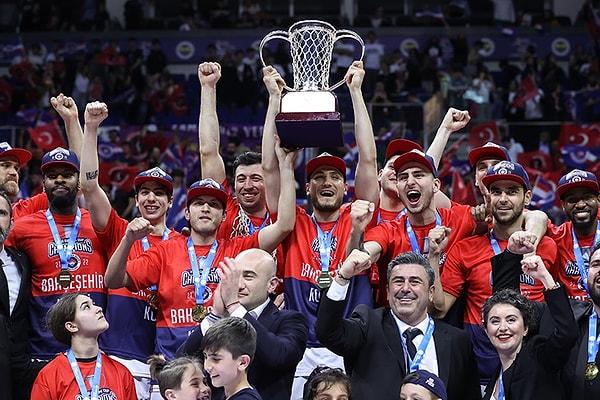 27 Nisan - FIBA Europe Cup Şampiyonu Bahçeşehir Koleji