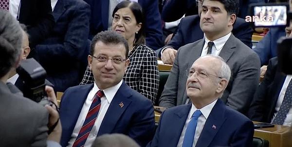 Kılıçdaroğlu, toplantıya 'kamu görevlisine hakaret’ suçlamasıyla hapis ve siyasi yasak cezası alan İstanbul Büyükşehir Belediyesi Başkanı Ekrem İmamoğlu ili birlikte katıldı.