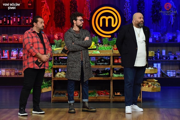 MasterChef Türkiye'de dün akşam haftanın ilk dokunulmazlık oyunu oynandı. Son altıya kalan yarışmacıların önlükleri giymek için çok az vakti kaldı.