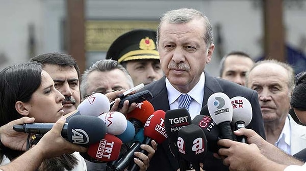 Erdoğan, partisinin grup toplantısının ardından gazetecilerin bu sözleri sonrası üzerine  şunları söyledi: “Onları artık biz bakanımla, işveren sendikası başkanıyla konuşuruz, değerlendirmemizi yaparız. Herkesin her söylediği yere adım atacak halimiz yok."