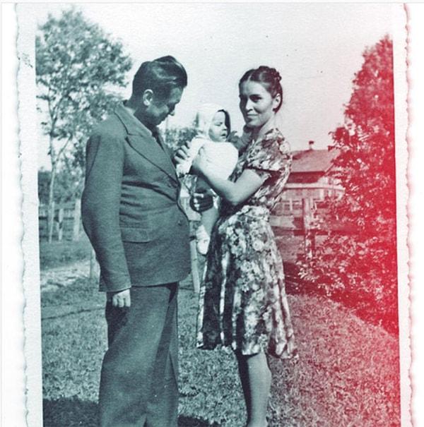 21 Mayıs 1947 doğumlu olan usta tarihçi İlber Ortaylı, Avusturya Bregenz'de bir göçmen kampında dünyaya geldi.