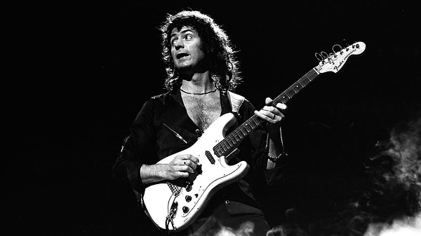 1975 yılında Deep Purple’dan ayrılan Ritchie Blackmore’un kurduğu yeni grup hangisidir?