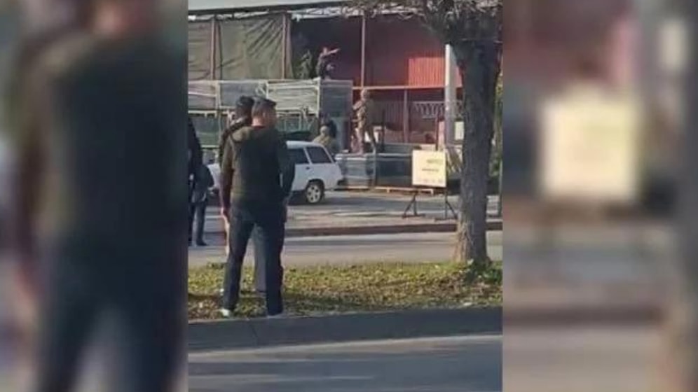 Uzman Çavuş Eşini ve Çocuğunu Rehin Aldı