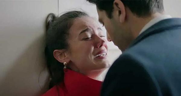 Üçüncü sezona başlar başlamaz Pınar Deniz'in gözlerinde gözyaşları tükendi bile.