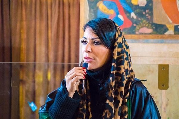 İranlı yazar Shahzade N. İgual, dizideki İranlı Mitra'nın öyküsünün aslında kendi hayat hikayesini kaleme aldığı 'Tahran'ın Kırmızı Sirenleri' isimli kitabından esinlendiğini öne sürmüştü.