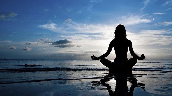 Meditasyon ve şifa eğitimleri arasında bulunmak da ruhunuzu yenileyecektir.