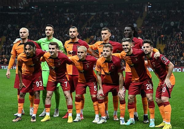 İkinci yarıda Galatasaray'ın hızının kesildiği karşılaşmanın 82. dakikasında İstanbulspor, Mehmet Yeşil ile farkı 1'e indirdi.
