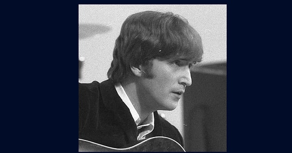 12. 40 yaşında hayranı tarafından öldürülen John Lennon da 1980'den bu yana kazanmaya devam eden ünlülerden. Son 1 yılda 16 milyon dolar kazanmış oluyor.