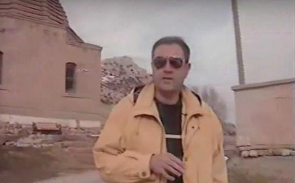 1990'lı yılların sonunda Saadettin Teksoy, mumyanın son hâlini göstermek için bir çekim gerçekleştiriyor.