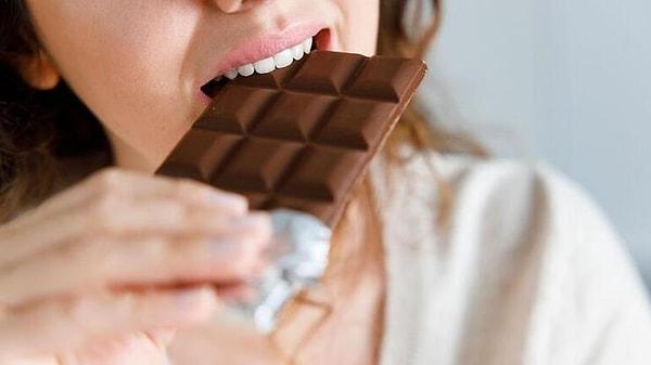 8. Çikolata kolesterolünüzü yükseltir.