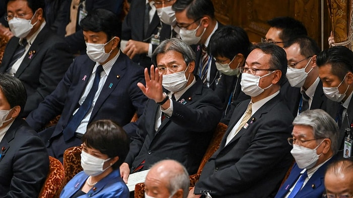 Japonya'da Bir Bakan Daha 'Moon Tarikatı' Bağlantısı Nedeniyle Görevinden Alındı!