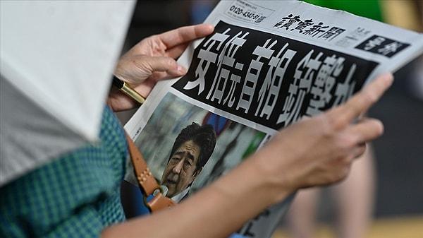 Meclis seçimleri arifesinde Abe, 8 Temmuz'da partisinin, batıdaki Nara kentindeki açık hava etkinliğinde yaptığı konuşma esnasında açılan ateşle suikasta kurban gitmişti.