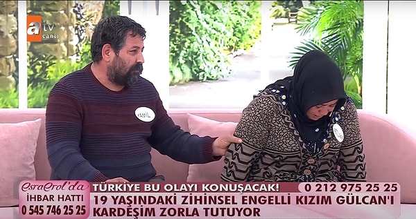 Tüm akrabalarıyla yakın konumlarda oturan Kamil ve Neslihan Yenidünya kızları için ihbar yapmaya hazırlanırken baba Kamil Yenidünya, eşinin kardeşlerinin şüpheli hareketlerini görüyor.