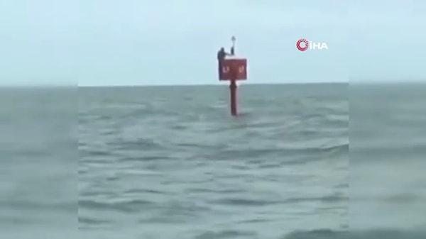 Brezilya'nın Rio de Janeiro eyaletinin Atlantik Okyanusu kıyısındaki Sao Joao da Barra şehrinden 25 Aralık’ta balık tutmak için açılan 43 yaşındaki balıkçı Deivid Soares, tekneden düştükten sonra akıntıya kapılarak kayboldu.